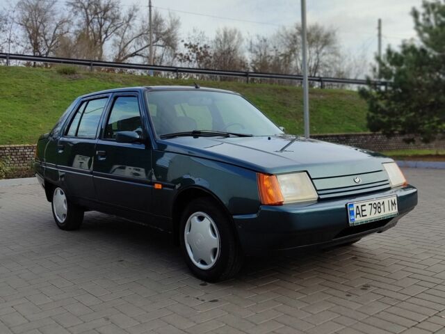 Зелений ЗАЗ 1103 Славута, об'ємом двигуна 1.2 л та пробігом 80 тис. км за 1800 $, фото 1 на Automoto.ua