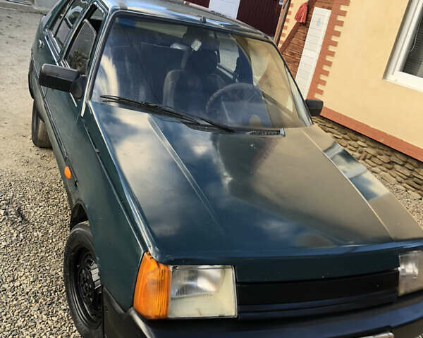 ЗАЗ 1103 Славута 2004 в Косове на Automoto.ua Зеленый ЗАЗ 1103 Славута, объемом двигателя 1.2 л и пробегом 150 тыс. км за 750 $, фото 1 на Automoto.ua