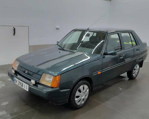 Зелений ЗАЗ 1103 Славута, об'ємом двигуна 1.2 л та пробігом 140 тис. км за 2200 $, фото 1 на Automoto.ua