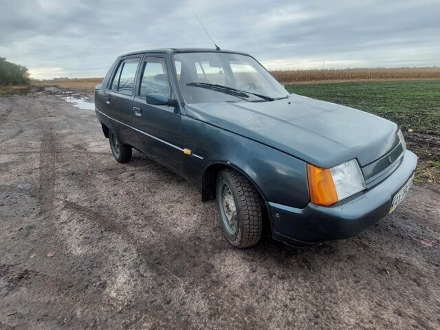 ЗАЗ 1103 Славута 2005 в Пирятине на Automoto.ua Зеленый ЗАЗ 1103 Славута, объемом двигателя 1.2 л и пробегом 150 тыс. км за 649 $, фото 1 на Automoto.ua