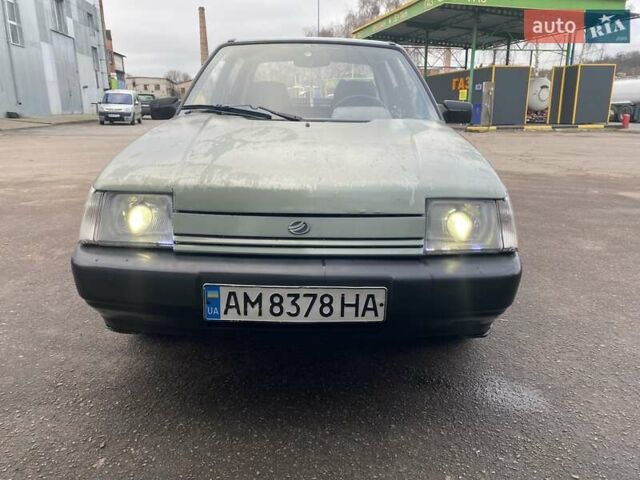 Зеленый ЗАЗ 1103 Славута, объемом двигателя 1.2 л и пробегом 160 тыс. км за 900 $, фото 1 на Automoto.ua