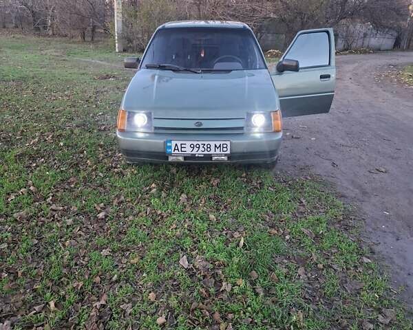 Зеленый ЗАЗ 1103 Славута, объемом двигателя 1.2 л и пробегом 145 тыс. км за 940 $, фото 1 на Automoto.ua
