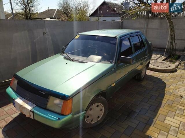 Зеленый ЗАЗ 1103 Славута, объемом двигателя 1.3 л и пробегом 142 тыс. км за 1600 $, фото 1 на Automoto.ua