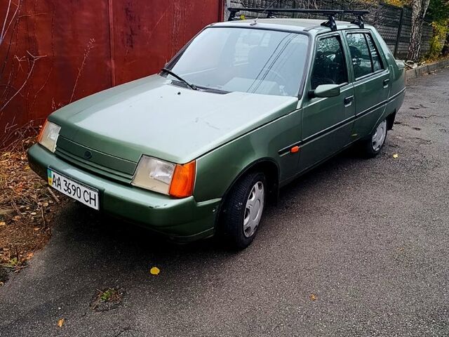 Зелений ЗАЗ 1103 Славута, об'ємом двигуна 1.3 л та пробігом 110 тис. км за 1500 $, фото 1 на Automoto.ua