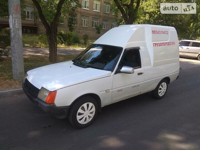 Белый ЗАЗ 1105 Дана, объемом двигателя 1.2 л и пробегом 100 тыс. км за 1700 $, фото 1 на Automoto.ua