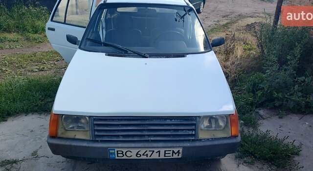 Білий ЗАЗ 1105 Дана, об'ємом двигуна 1.2 л та пробігом 130 тис. км за 650 $, фото 1 на Automoto.ua