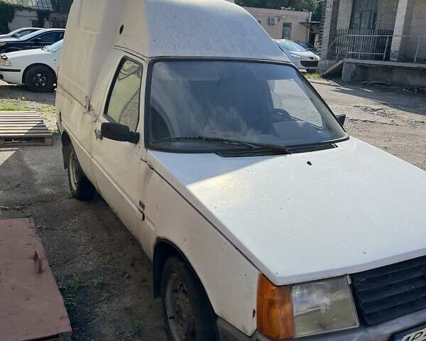 Белый ЗАЗ 1105 Дана, объемом двигателя 1.2 л и пробегом 359 тыс. км за 700 $, фото 1 на Automoto.ua