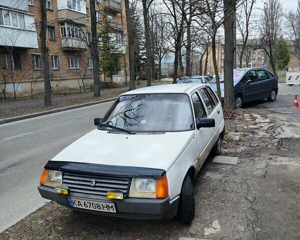 ЗАЗ 1105 Дана, об'ємом двигуна 1.09 л та пробігом 125 тис. км за 900 $, фото 1 на Automoto.ua