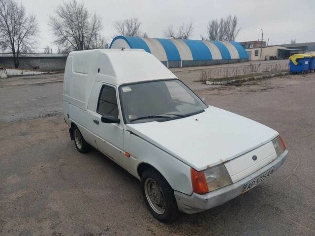 Белый ЗАЗ 1105, объемом двигателя 1.2 л и пробегом 260 тыс. км за 900 $, фото 1 на Automoto.ua