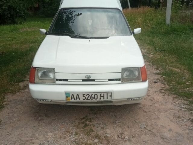 Білий ЗАЗ 1105, об'ємом двигуна 1.3 л та пробігом 140 тис. км за 950 $, фото 1 на Automoto.ua