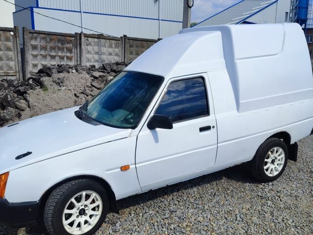 Белый ЗАЗ 110557, объемом двигателя 1.5 л и пробегом 300 тыс. км за 1350 $, фото 1 на Automoto.ua