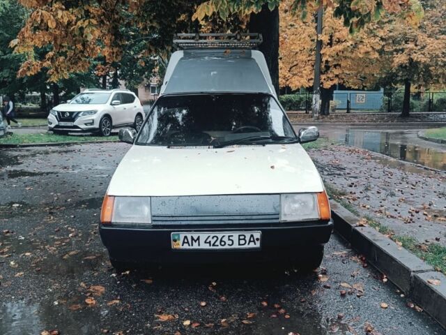 Белый ЗАЗ 110557, объемом двигателя 1.2 л и пробегом 10 тыс. км за 1200 $, фото 1 на Automoto.ua