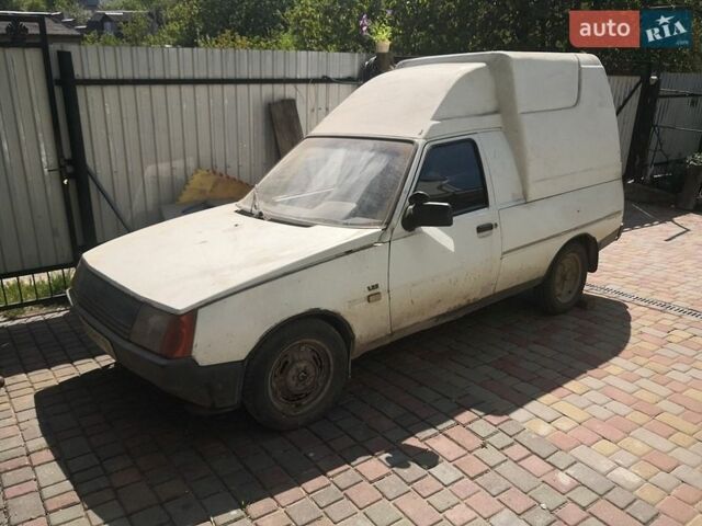 Белый ЗАЗ 110558, объемом двигателя 1.2 л и пробегом 200 тыс. км за 350 $, фото 1 на Automoto.ua