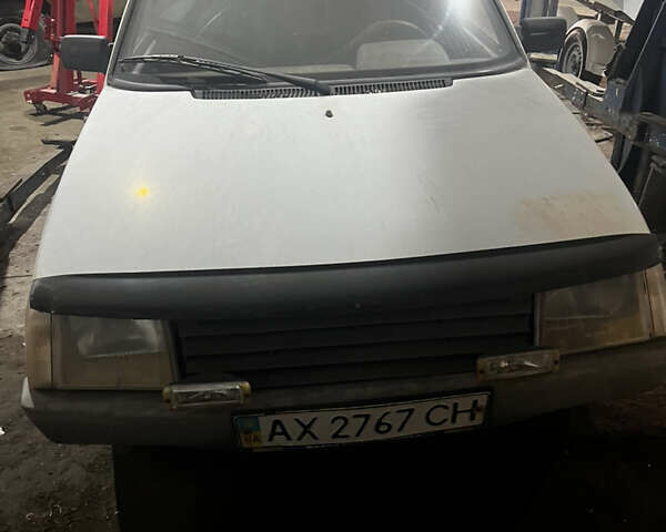 Білий ЗАЗ 110558, об'ємом двигуна 1.2 л та пробігом 240 тис. км за 1200 $, фото 1 на Automoto.ua