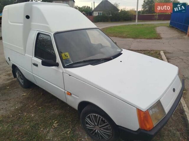 Белый ЗАЗ 110558, объемом двигателя 1.2 л и пробегом 100 тыс. км за 2400 $, фото 1 на Automoto.ua