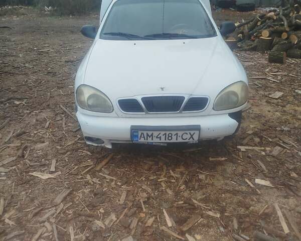 Белый ЗАЗ 110558, объемом двигателя 1.5 л и пробегом 226 тыс. км за 1400 $, фото 1 на Automoto.ua