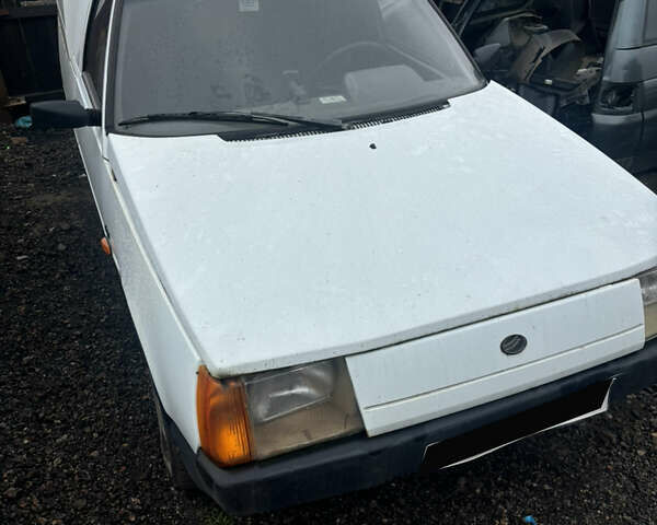 Белый ЗАЗ 110558, объемом двигателя 1.2 л и пробегом 235 тыс. км за 1300 $, фото 1 на Automoto.ua