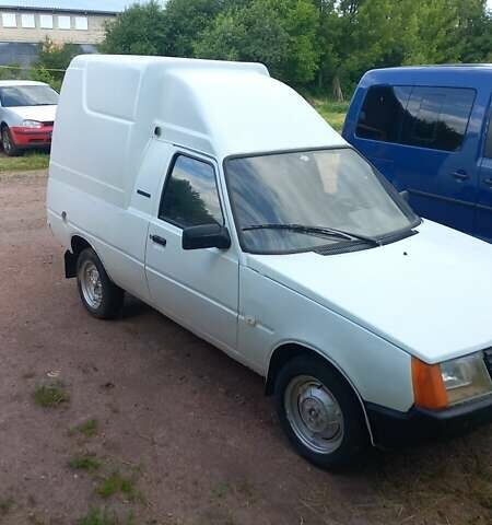 Білий ЗАЗ 110558, об'ємом двигуна 1.2 л та пробігом 200 тис. км за 650 $, фото 1 на Automoto.ua