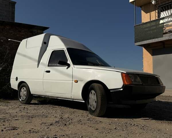 Белый ЗАЗ 110558, объемом двигателя 1.2 л и пробегом 905 тыс. км за 1200 $, фото 1 на Automoto.ua