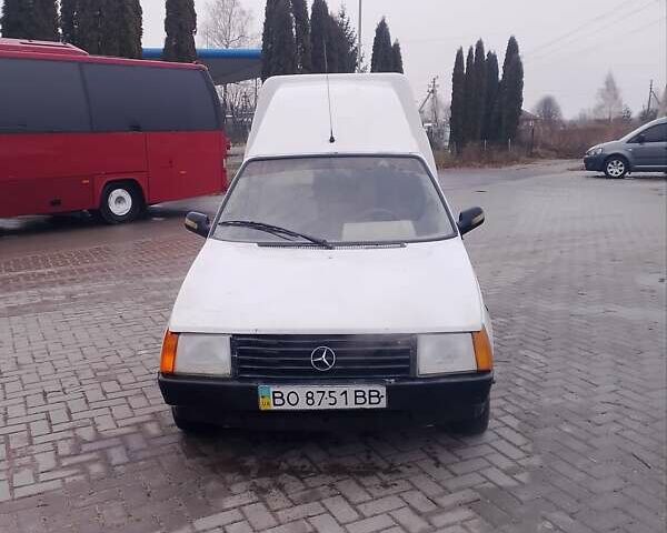 Белый ЗАЗ 110558, объемом двигателя 1.3 л и пробегом 300 тыс. км за 670 $, фото 1 на Automoto.ua