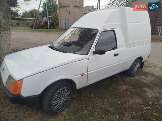 Білий ЗАЗ 110558, об'ємом двигуна 1.2 л та пробігом 152 тис. км за 2200 $, фото 1 на Automoto.ua