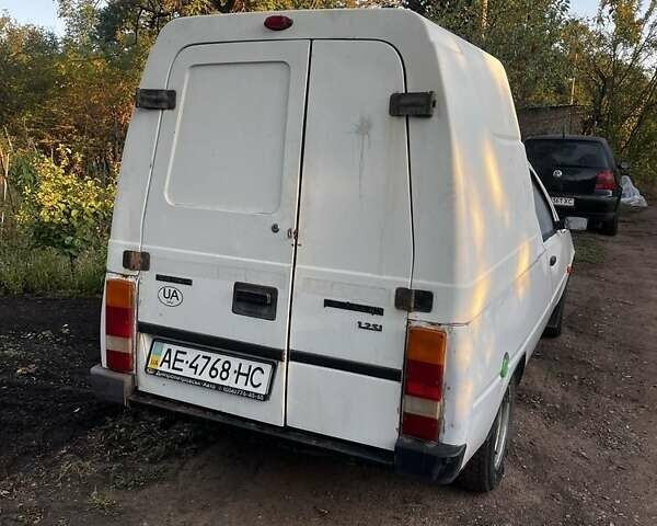 Белый ЗАЗ 110558, объемом двигателя 1.2 л и пробегом 200 тыс. км за 946 $, фото 1 на Automoto.ua
