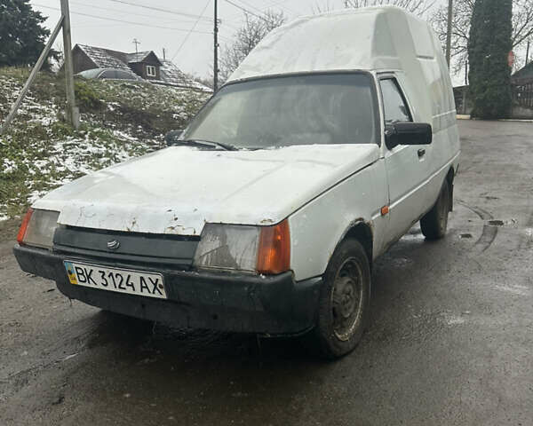 Білий ЗАЗ 110558, об'ємом двигуна 1.2 л та пробігом 200 тис. км за 700 $, фото 1 на Automoto.ua