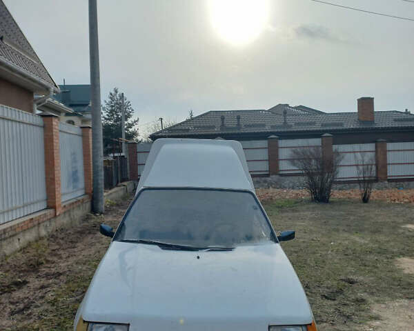 Білий ЗАЗ 110558, об'ємом двигуна 1.2 л та пробігом 150 тис. км за 1100 $, фото 1 на Automoto.ua