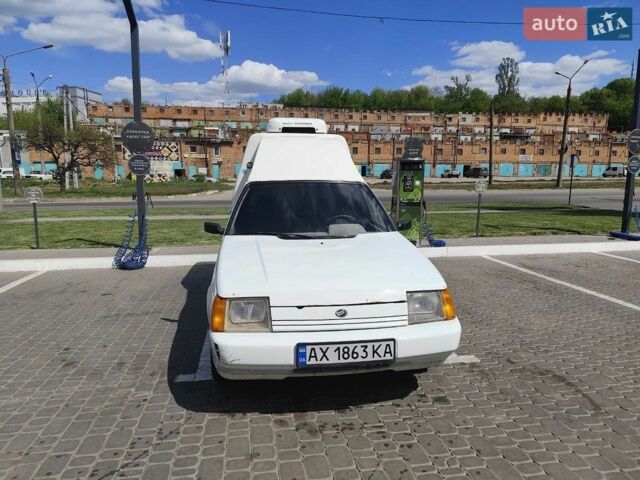 Белый ЗАЗ 110558, объемом двигателя 1.2 л и пробегом 160 тыс. км за 800 $, фото 1 на Automoto.ua
