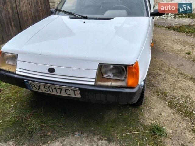 Белый ЗАЗ 110558, объемом двигателя 1.3 л и пробегом 333 тыс. км за 900 $, фото 1 на Automoto.ua