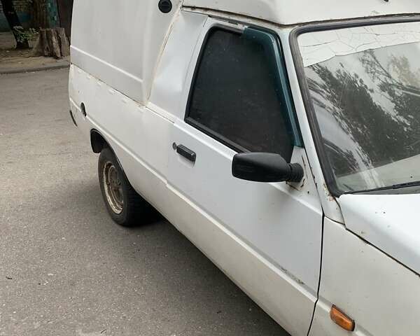 Білий ЗАЗ 110558, об'ємом двигуна 1.2 л та пробігом 107 тис. км за 700 $, фото 1 на Automoto.ua