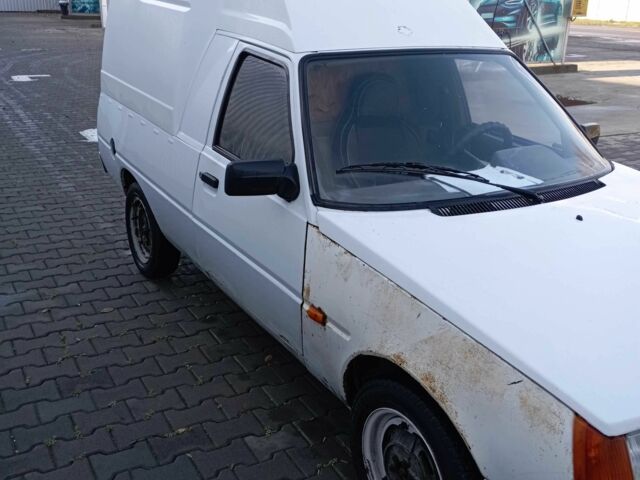 Белый ЗАЗ 110558, объемом двигателя 1.3 л и пробегом 195 тыс. км за 758 $, фото 1 на Automoto.ua