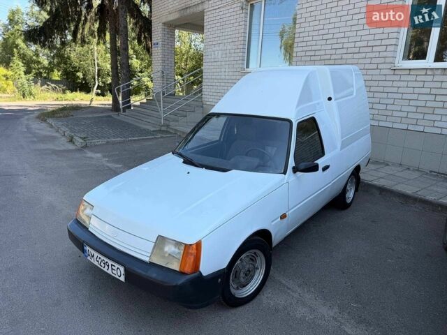 Белый ЗАЗ 110558, объемом двигателя 1.3 л и пробегом 90 тыс. км за 950 $, фото 1 на Automoto.ua