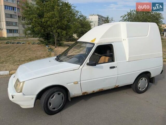 Белый ЗАЗ 110558, объемом двигателя 1.2 л и пробегом 183 тыс. км за 1000 $, фото 1 на Automoto.ua