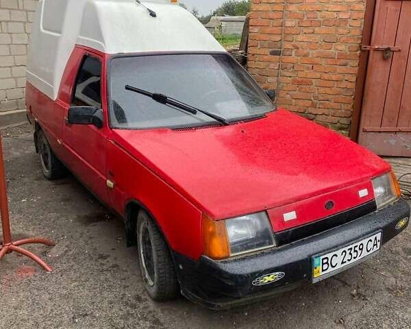 Красный ЗАЗ 110558, объемом двигателя 1.2 л и пробегом 170 тыс. км за 750 $, фото 1 на Automoto.ua