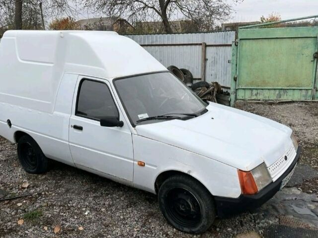 Білий ЗАЗ 1125, об'ємом двигуна 1.2 л та пробігом 150 тис. км за 750 $, фото 1 на Automoto.ua