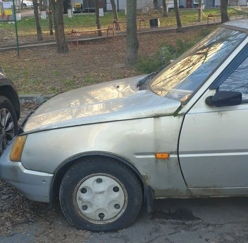 Серый ЗАЗ 1125, объемом двигателя 0 л и пробегом 50 тыс. км за 592 $, фото 1 на Automoto.ua