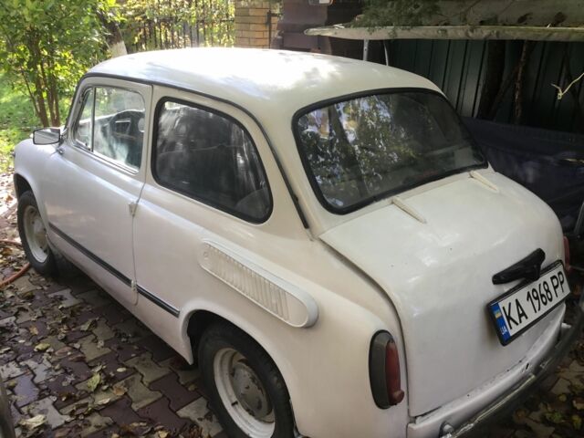 Белый ЗАЗ 965, объемом двигателя 0.9 л и пробегом 55 тыс. км за 1500 $, фото 1 на Automoto.ua