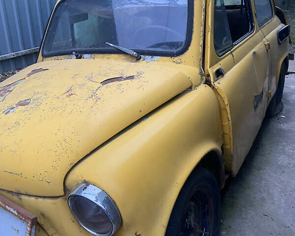 Желтый ЗАЗ 965, объемом двигателя 0 л и пробегом 100 тыс. км за 400 $, фото 1 на Automoto.ua
