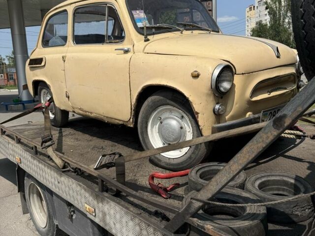 Желтый ЗАЗ 965, объемом двигателя 1.2 л и пробегом 30 тыс. км за 1100 $, фото 1 на Automoto.ua
