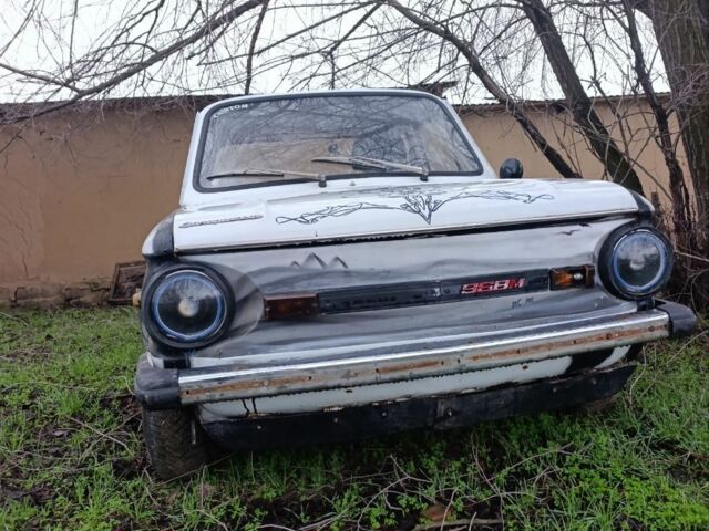 Белый ЗАЗ 968, объемом двигателя 0 л и пробегом 3 тыс. км за 800 $, фото 1 на Automoto.ua