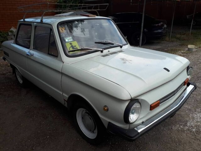 ЗАЗ 968 1990 у Синельниковом на Automoto.ua Білий ЗАЗ 968, об'ємом двигуна 0 л та пробігом 49 тис. км за 357 $, фото 1 на Automoto.ua