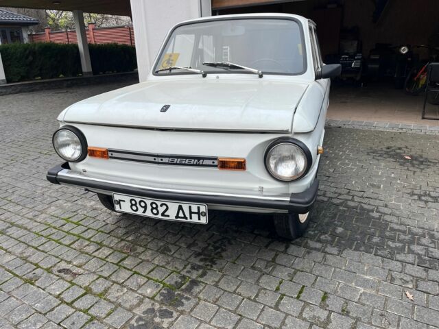 Белый ЗАЗ 968, объемом двигателя 1.1 л и пробегом 1000 тыс. км за 3131 $, фото 1 на Automoto.ua