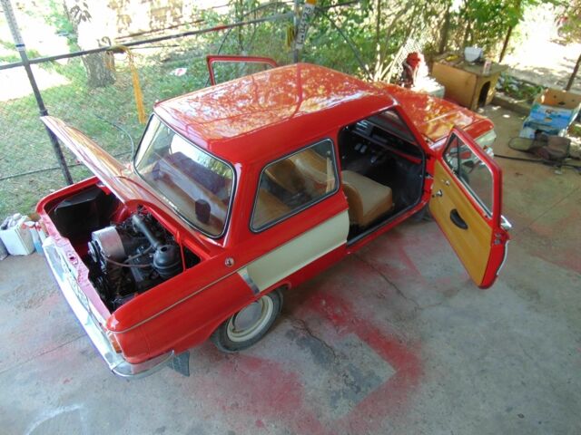 Красный ЗАЗ 968, объемом двигателя 1.2 л и пробегом 30 тыс. км за 3999 $, фото 1 на Automoto.ua