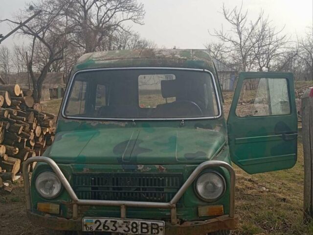 Зеленый ЗАЗ 968, объемом двигателя 1.3 л и пробегом 100 тыс. км за 500 $, фото 1 на Automoto.ua