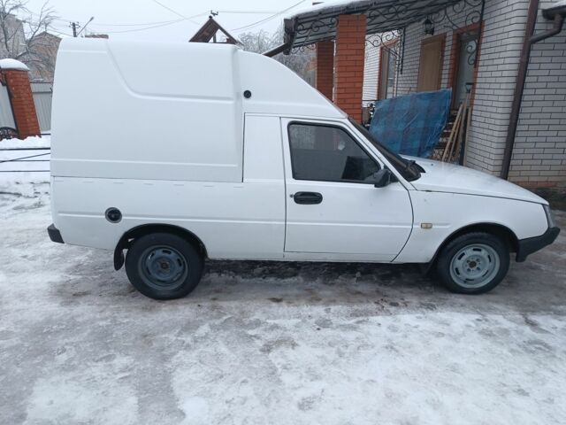 Білий ЗАЗ Інша, об'ємом двигуна 1.2 л та пробігом 100 тис. км за 1200 $, фото 1 на Automoto.ua