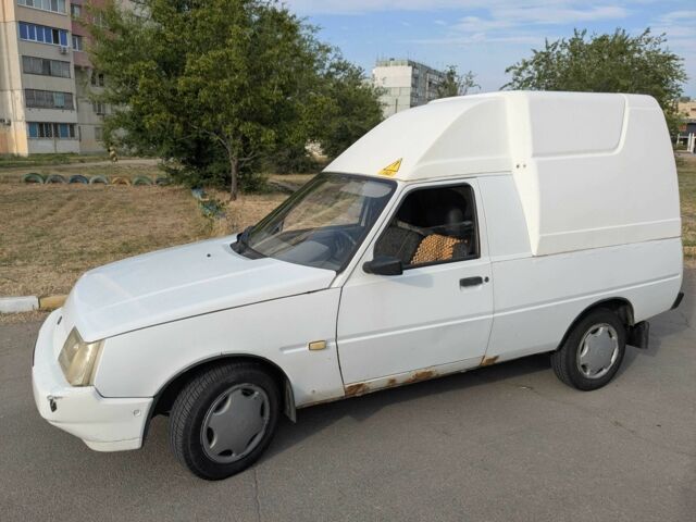 Белый ЗАЗ Другая, объемом двигателя 1.2 л и пробегом 185 тыс. км за 999 $, фото 1 на Automoto.ua