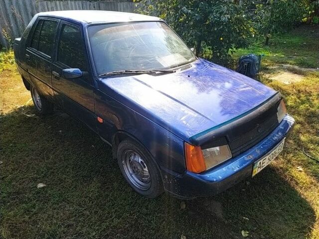Белый ЗАЗ Другая, объемом двигателя 7 л и пробегом 123 тыс. км за 670 $, фото 1 на Automoto.ua