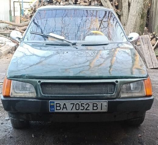 Зеленый ЗАЗ Другая, объемом двигателя 1.1 л и пробегом 150 тыс. км за 405 $, фото 1 на Automoto.ua