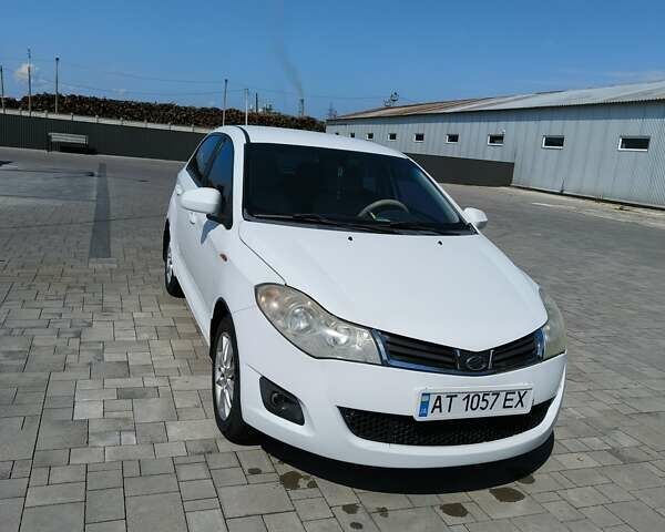 Белый ЗАЗ Форза, объемом двигателя 1.5 л и пробегом 104 тыс. км за 2900 $, фото 1 на Automoto.ua